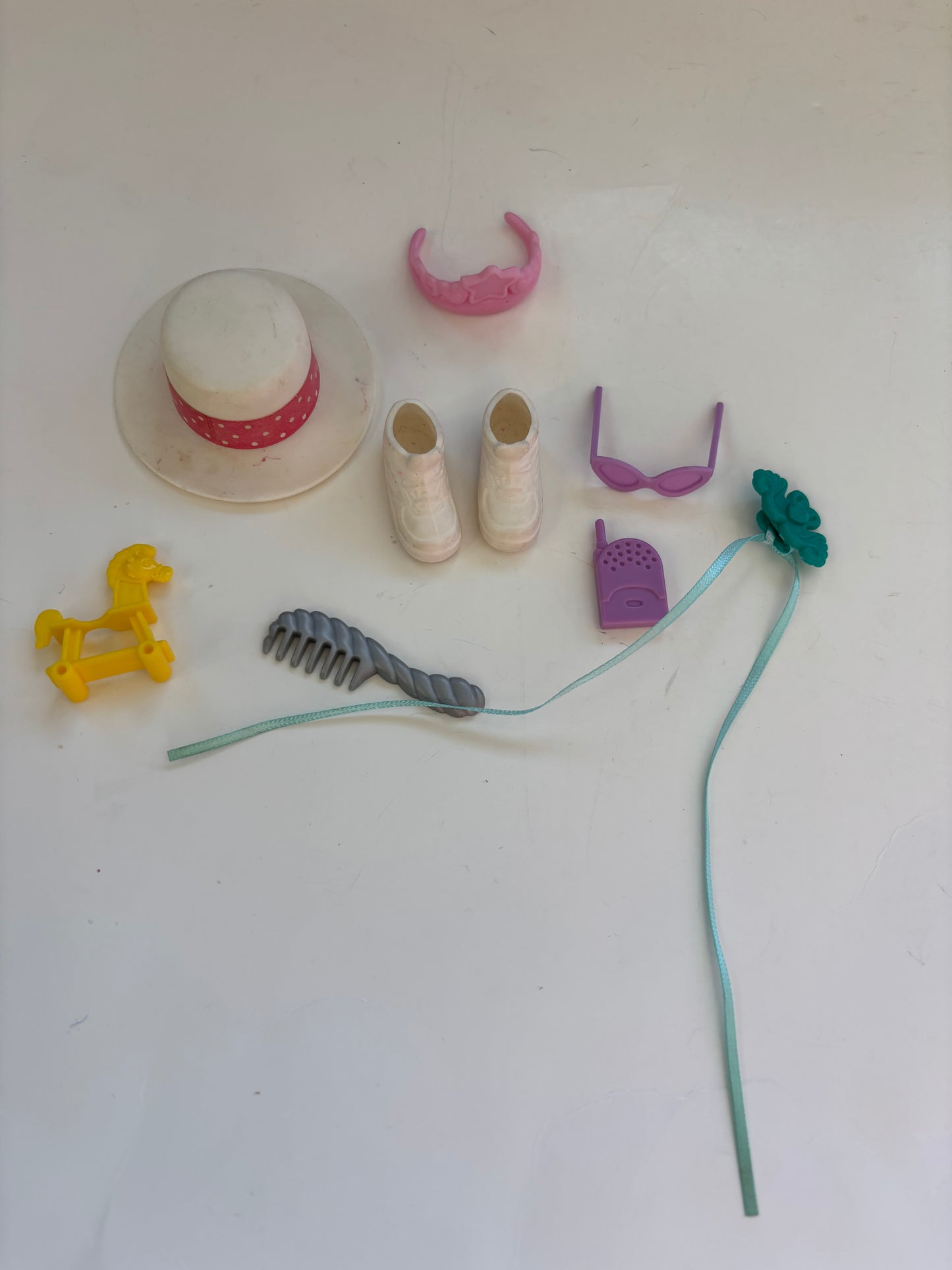 Barbie Accessory Lot (8 items)