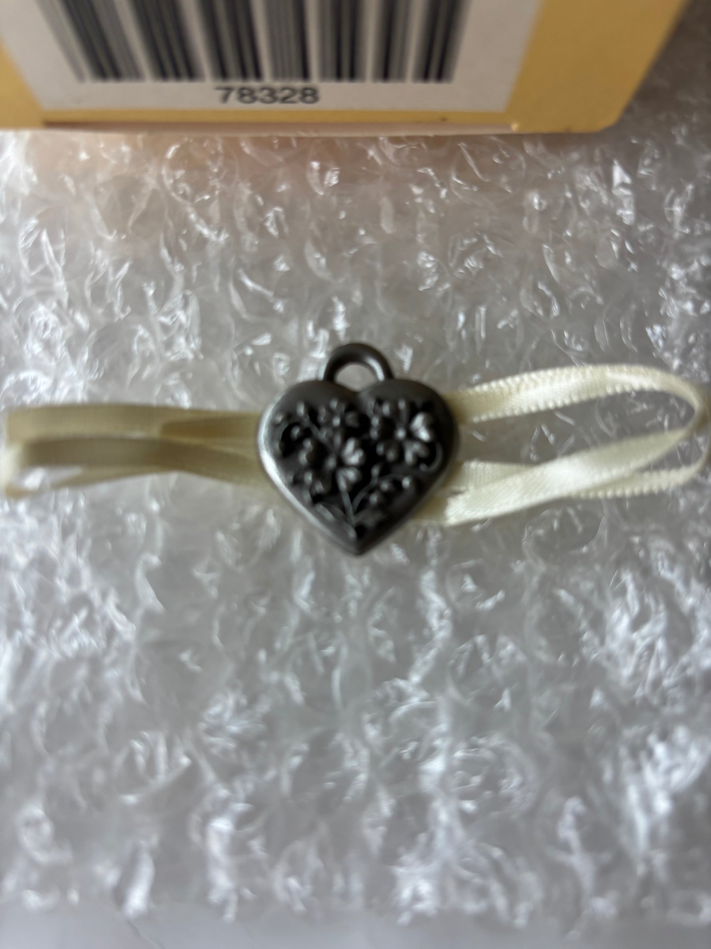 Longaberger Bouquet Heart Basket Tie On - NIB #78328