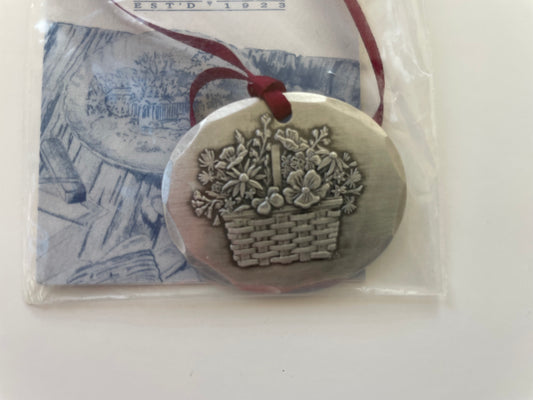 Wendell August Gift Shoppe and Forge Floral Basket Tie On - NIB