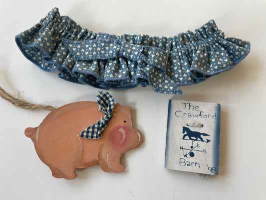 Light Blue Small Basket Garter and Two Wooden Basket Tie On's (Pig & Crawford Barn)