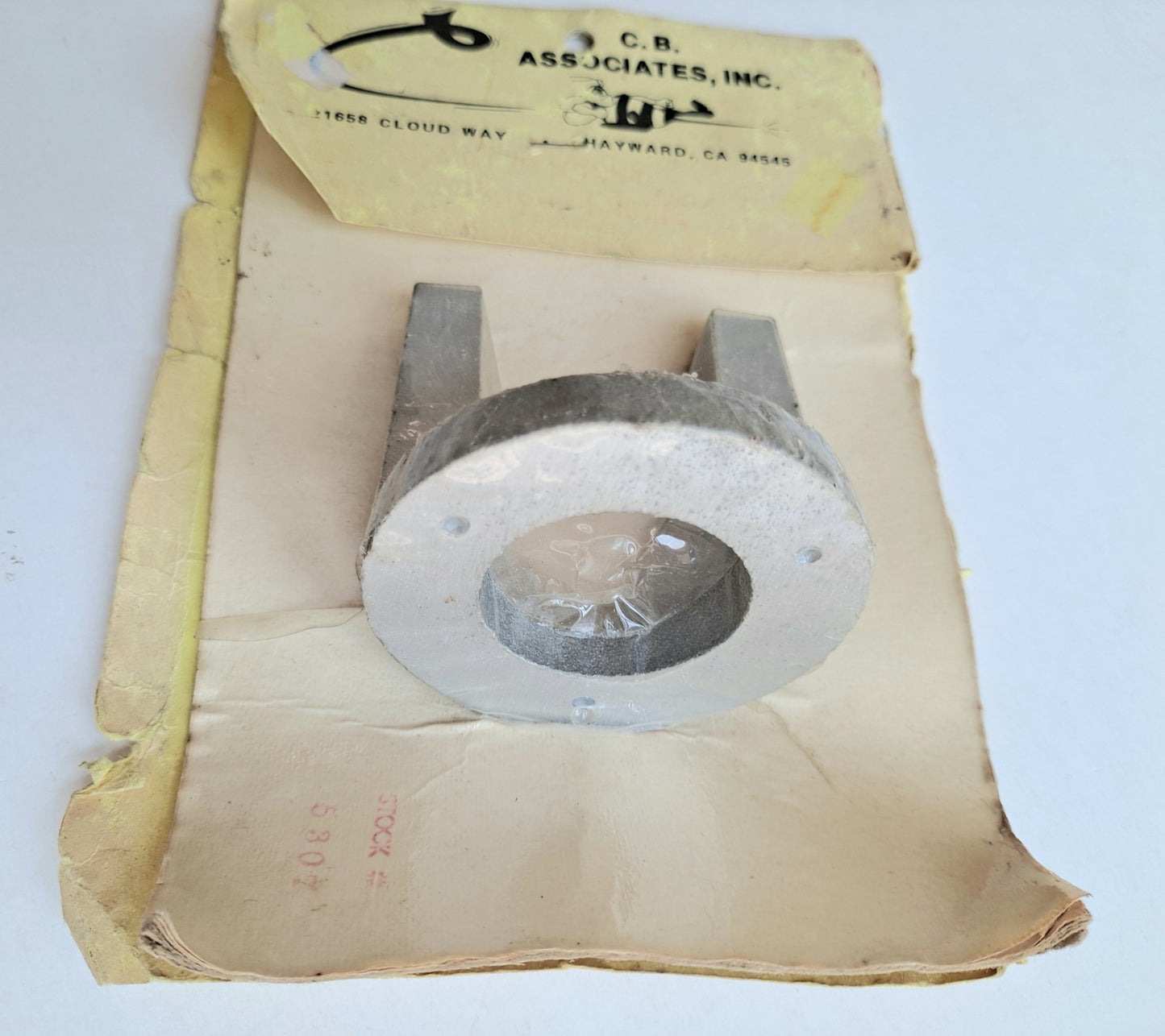 Vintage NOS CB Associates Undrilled Engine Mount for .60 nitro engines #5307