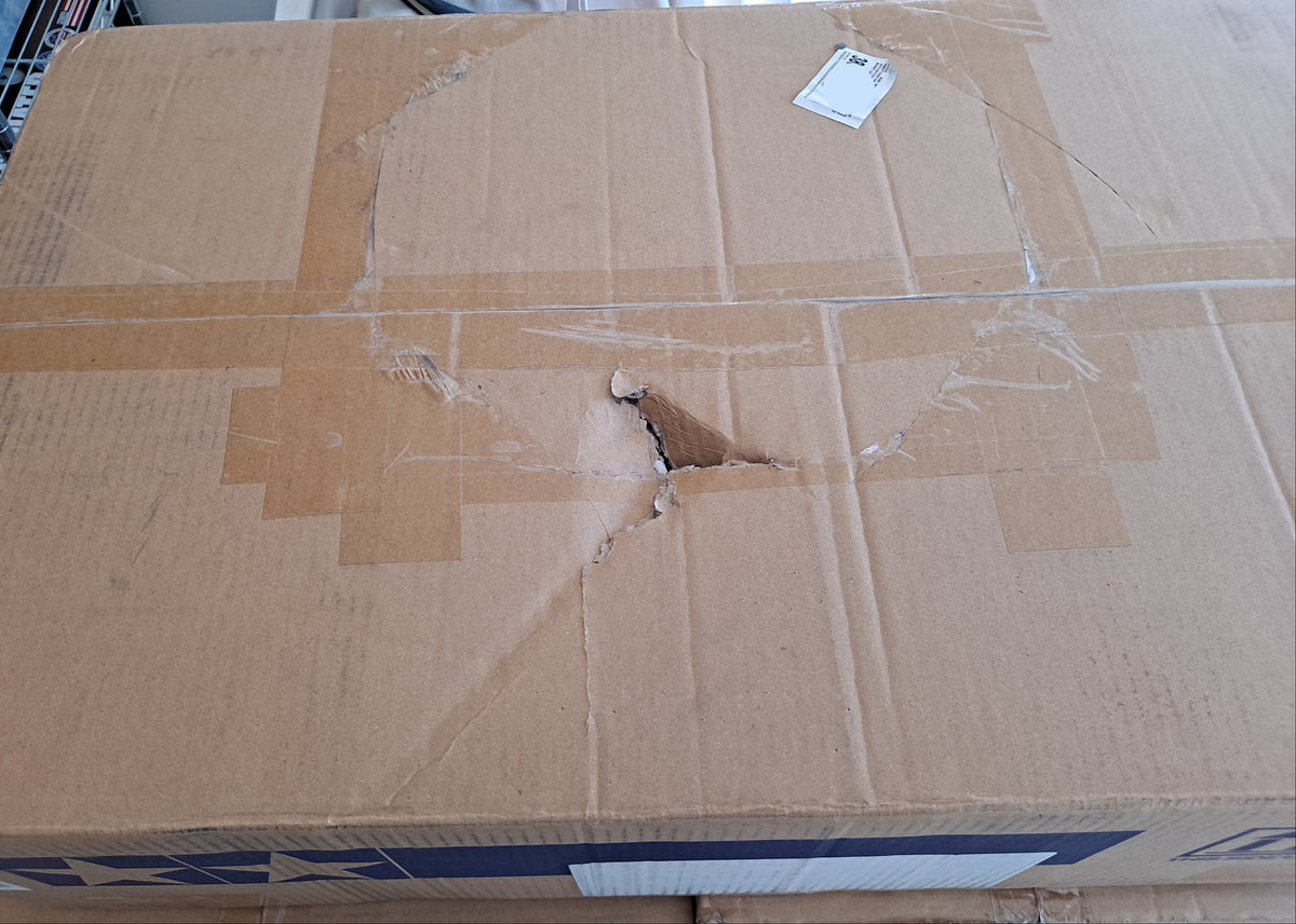 Box Damage Tamiya 56344 RC Electric 1/14 Grand Hauler Kit