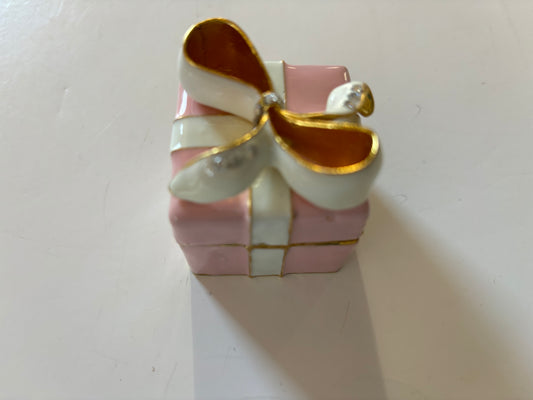 Vintage Pink Box with Bow Trinket Box (does have small rhinestones)