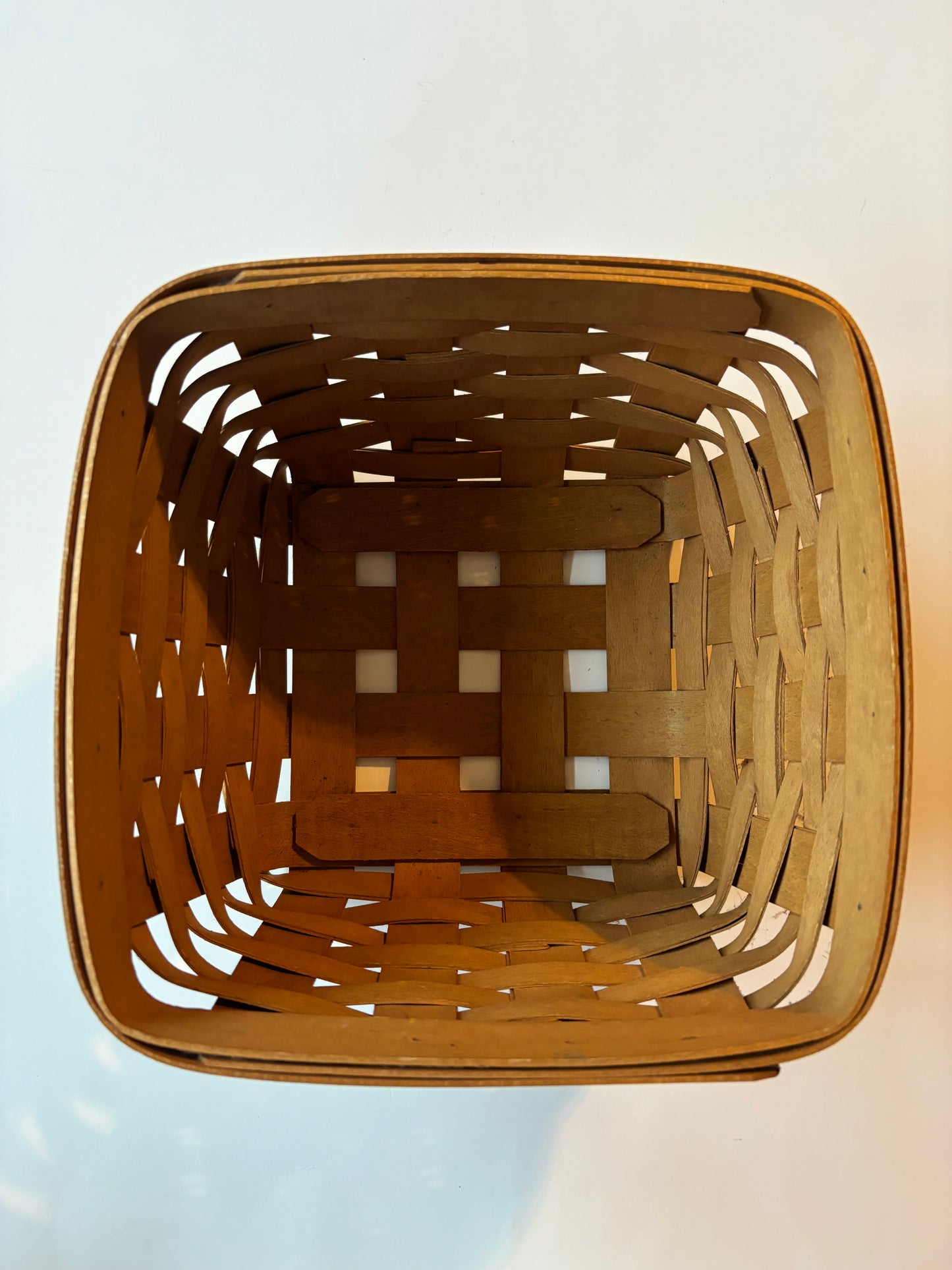 Longaberger 2005 Square Basket (5" x 8 1/2" x 8 7/8")