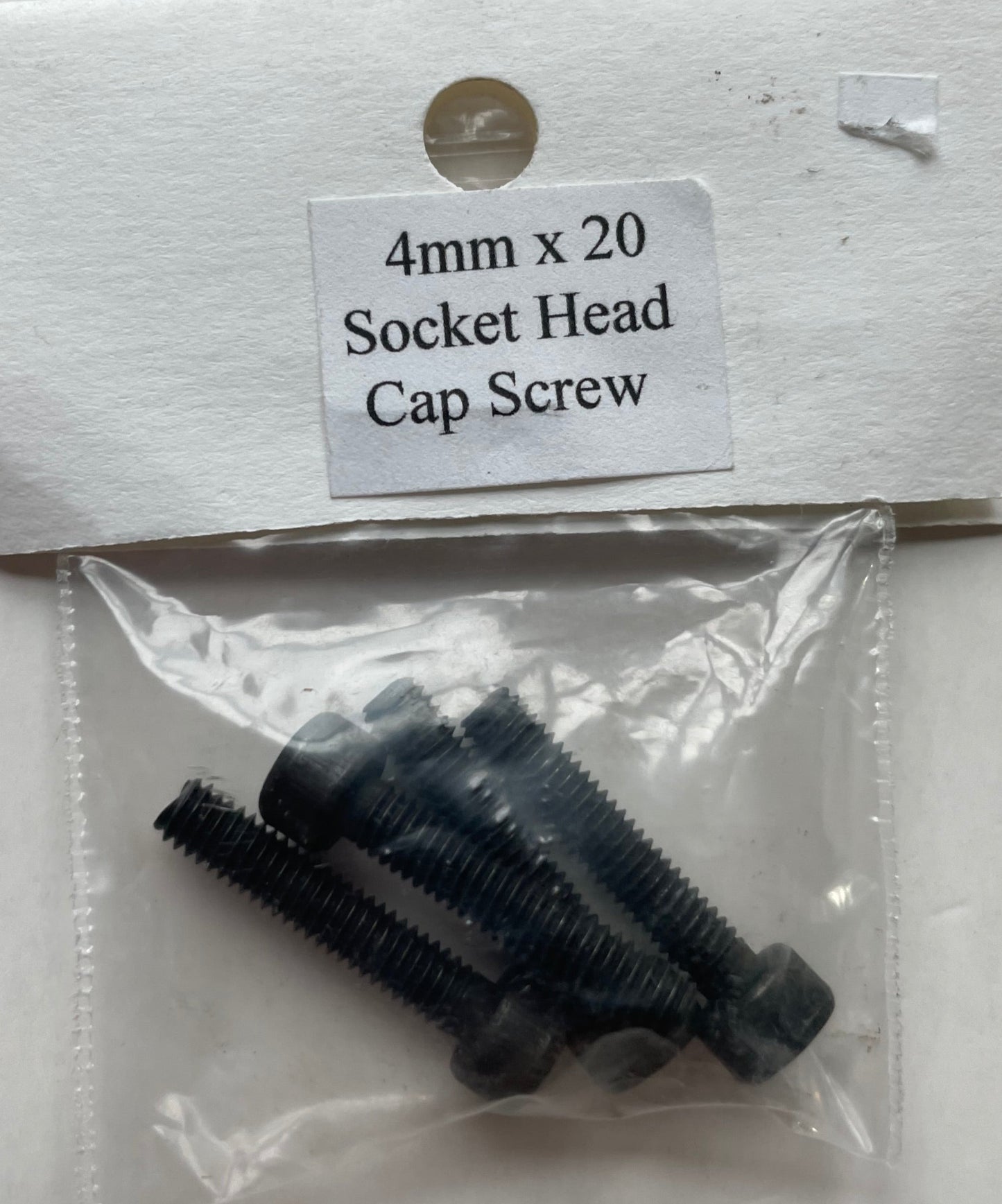 The World Models 4x20mm Socket Head Cap Screw (4 pcs) HW120420S