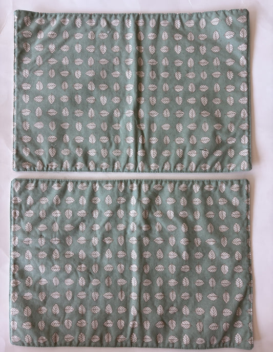Longaberger Sage Leaf/Lattice Leaf Reversible Placemats (set of 2)
