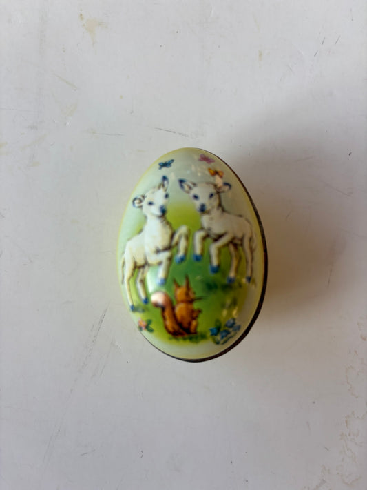 Vintage Biscon Imports Ltd. Tin Lithograph Egg (Made in England)