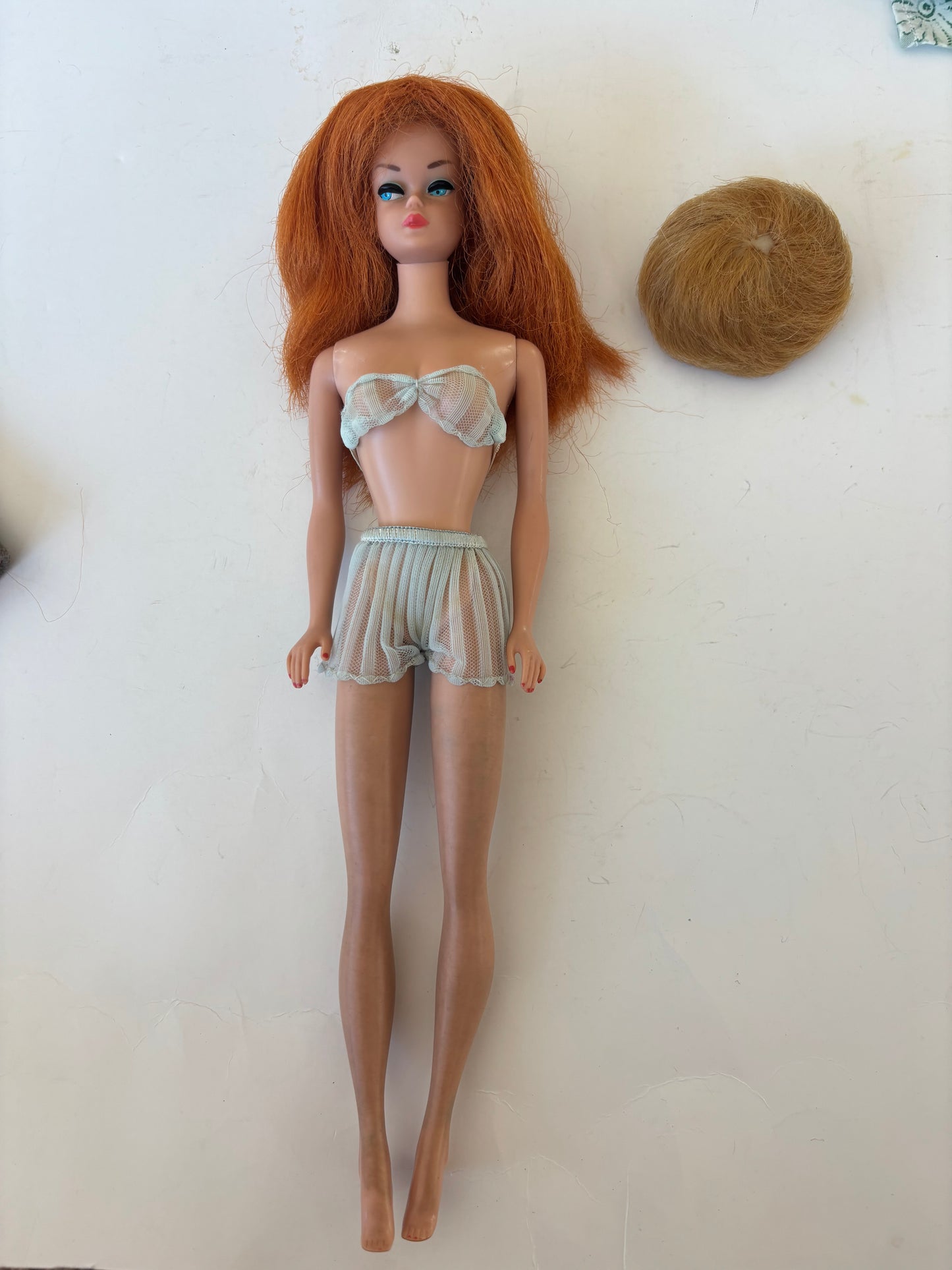 Vintage Mattel 1960's Fashion Queen Barbie w/2 wigs and clothes