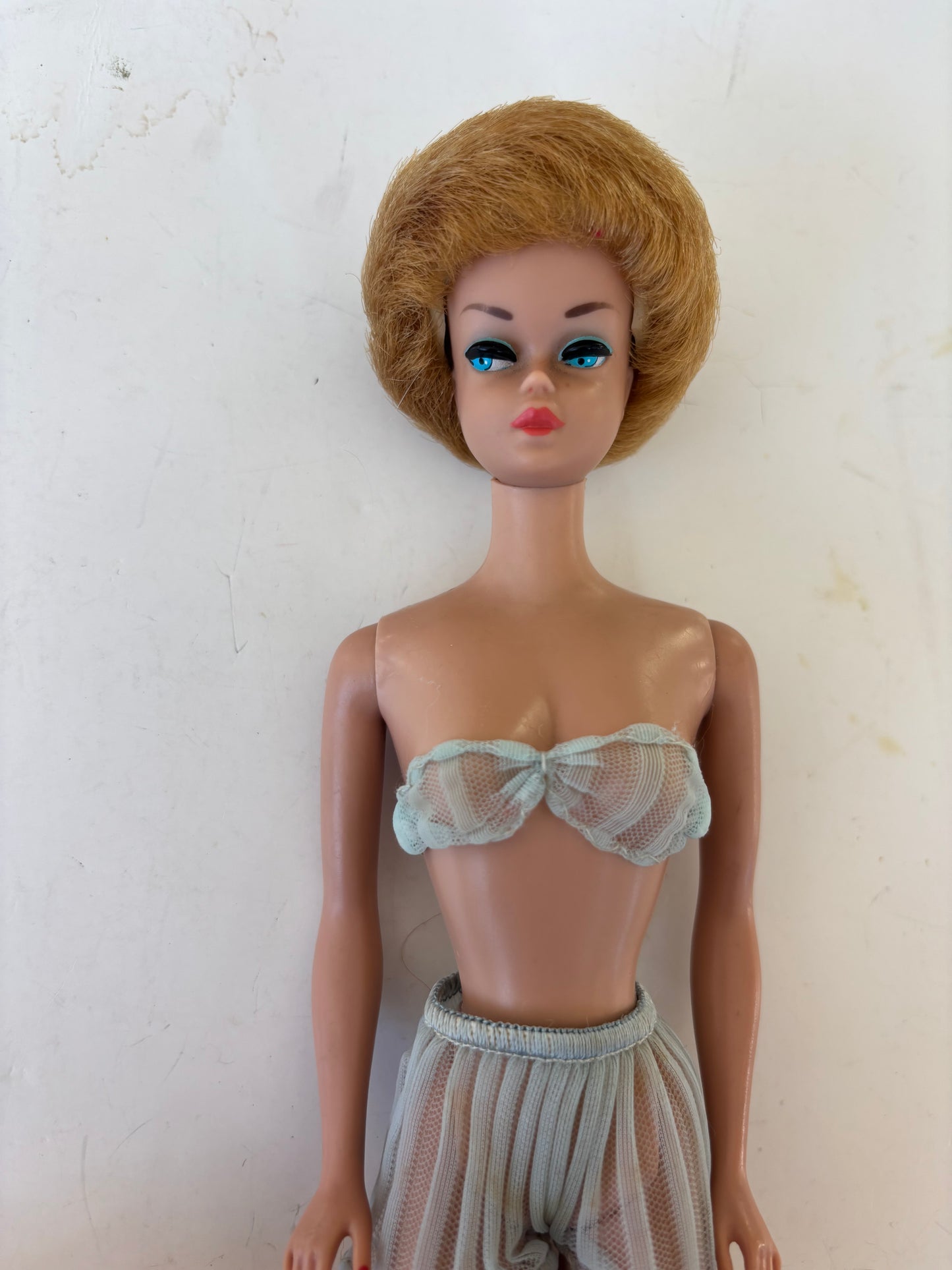 Vintage Mattel 1960's Fashion Queen Barbie w/2 wigs and clothes