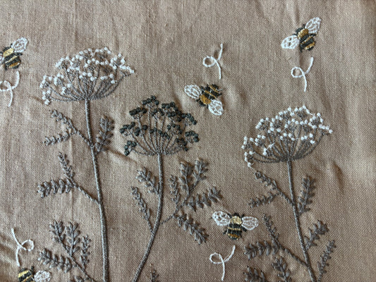 Bumble Bee and Flowers Table Runner 52" x 15" - NWT