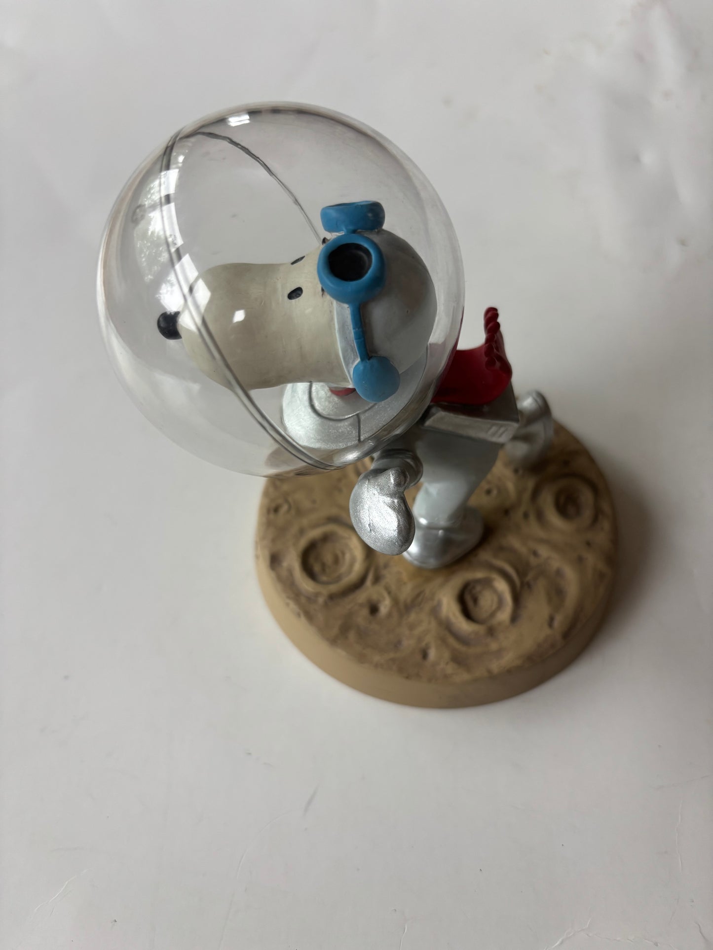 Hallmark 2010 Snoopy "The Sky's The Limit" Astronaut Figurine