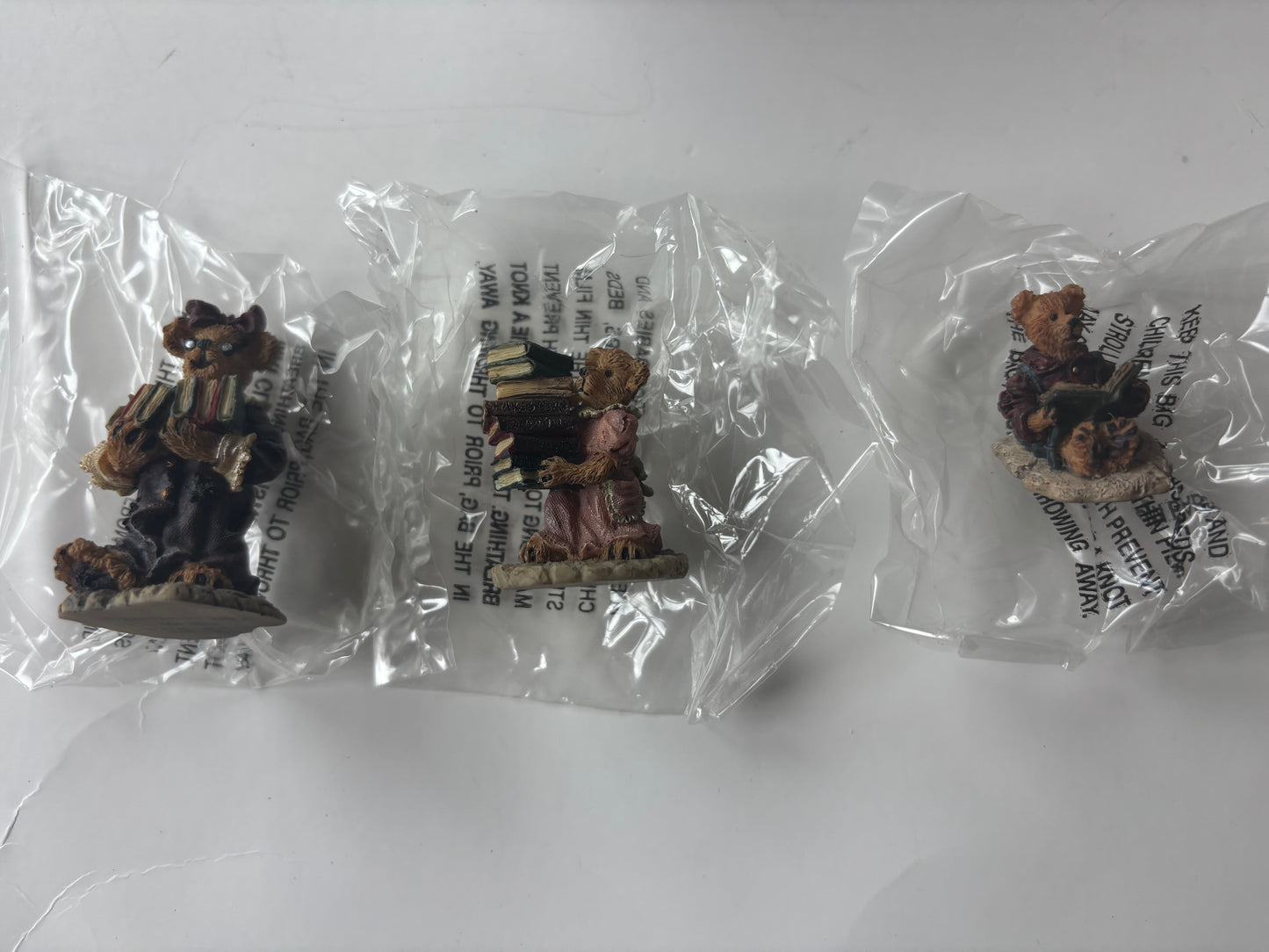 Boyd's Bear Wunnerful Village Accessory Stuff - The Public Libeary (#19506-1) - NIB