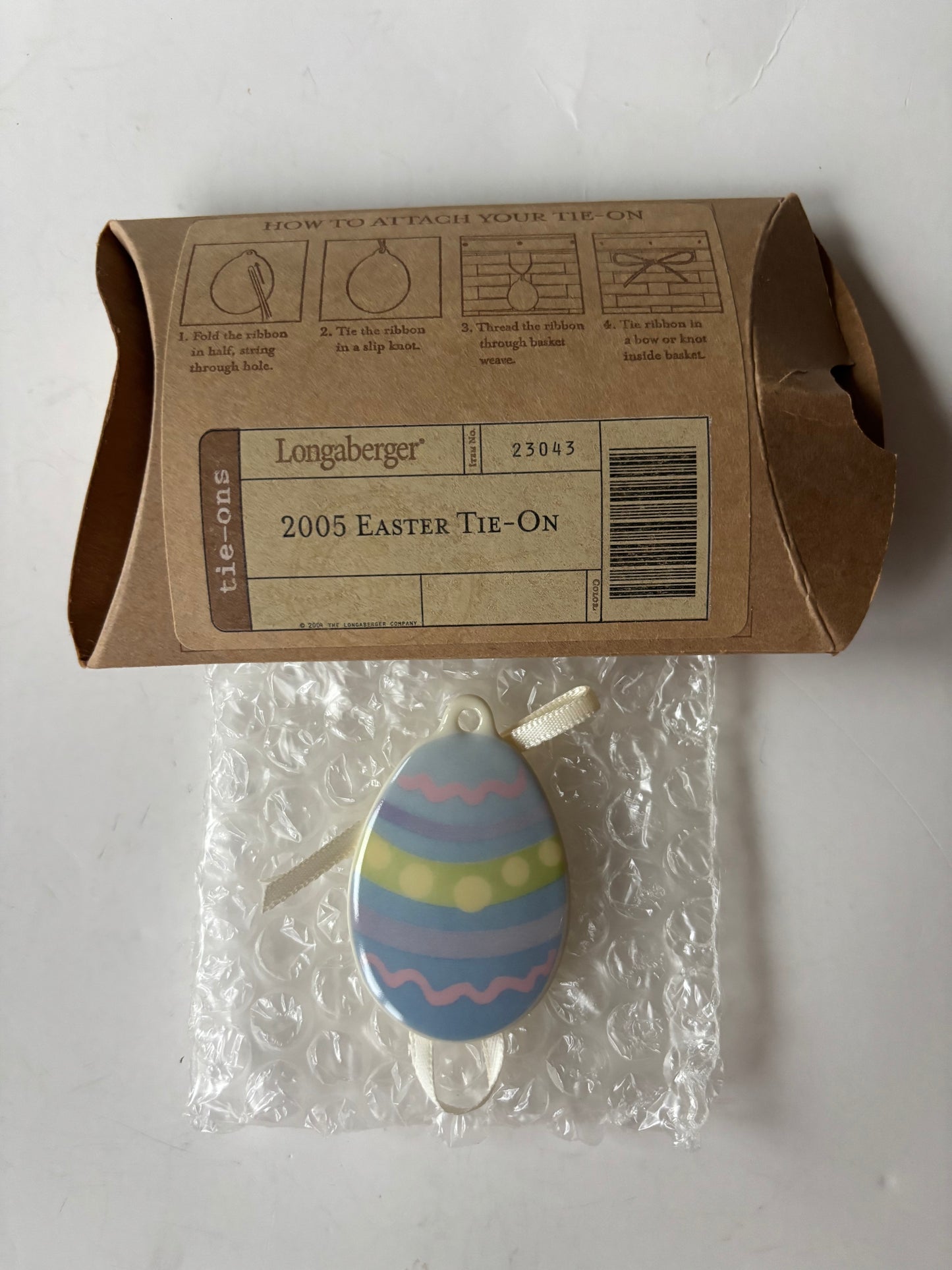 Longaberger 2005 Easter Basket Tie On - NIB #23043