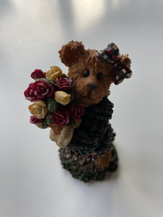 Boyd's Bears The Bearstone Collection "We love the things we love for what they are" figurine