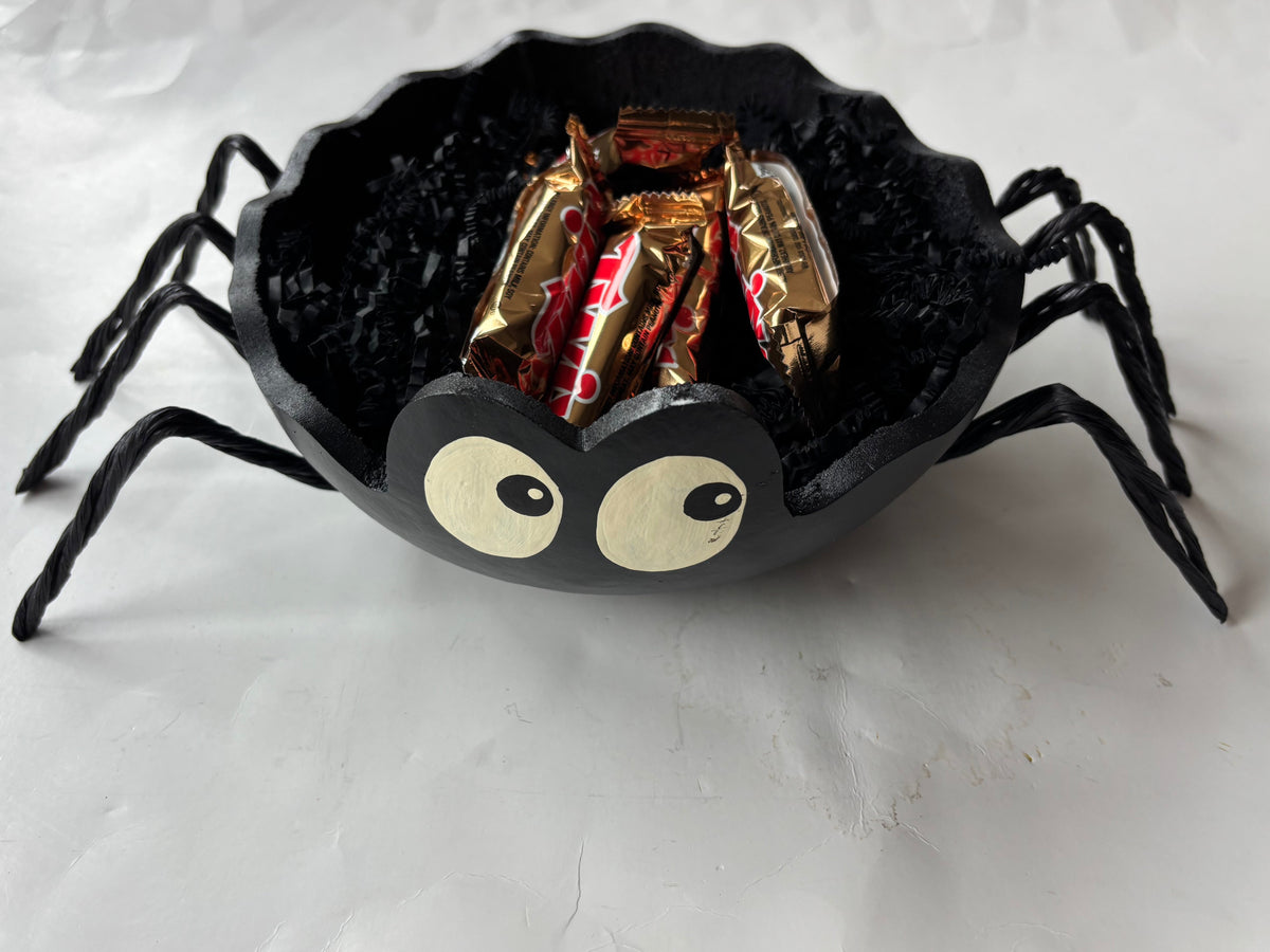 Hand-Crafted Gourd Spider Candy Dish- NEW