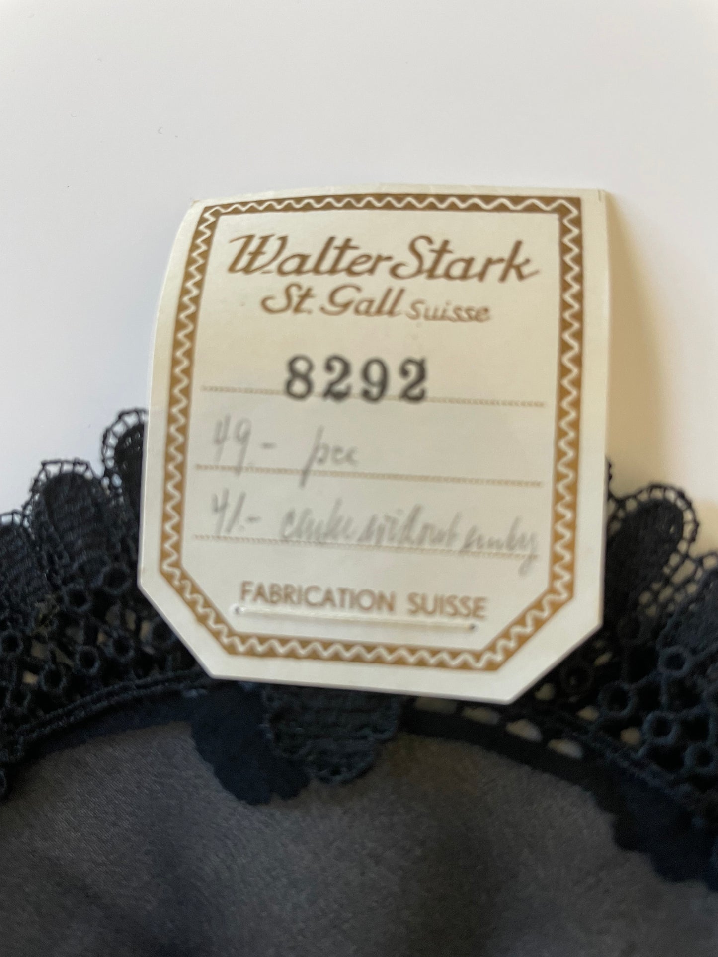 Vintage Desco/Walter Stark Lace Veil/Mantilla's - Black - NOS