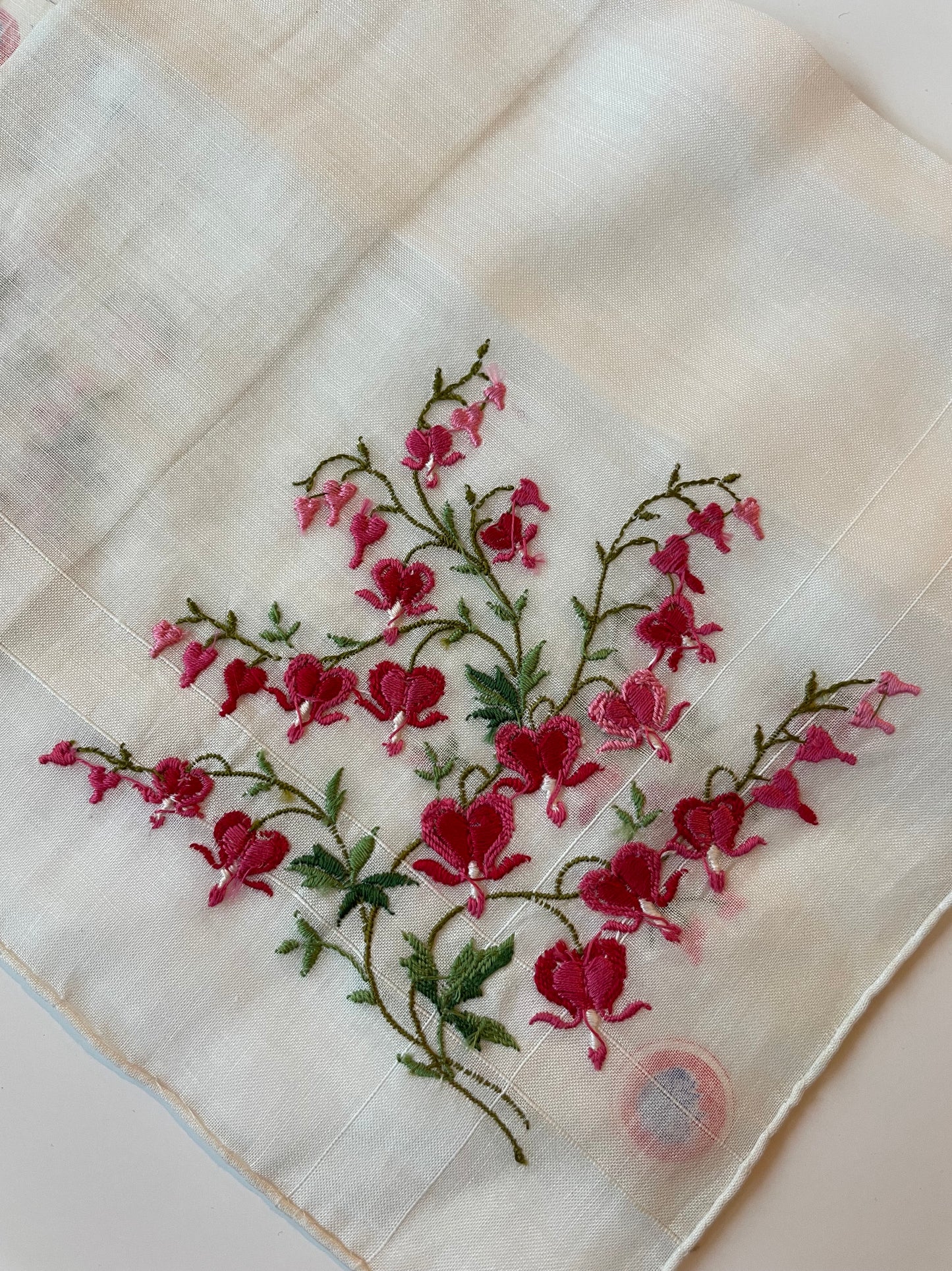 Vintage 1950's Wil-low Heart Flower Bouquet Handkerchief - NOS