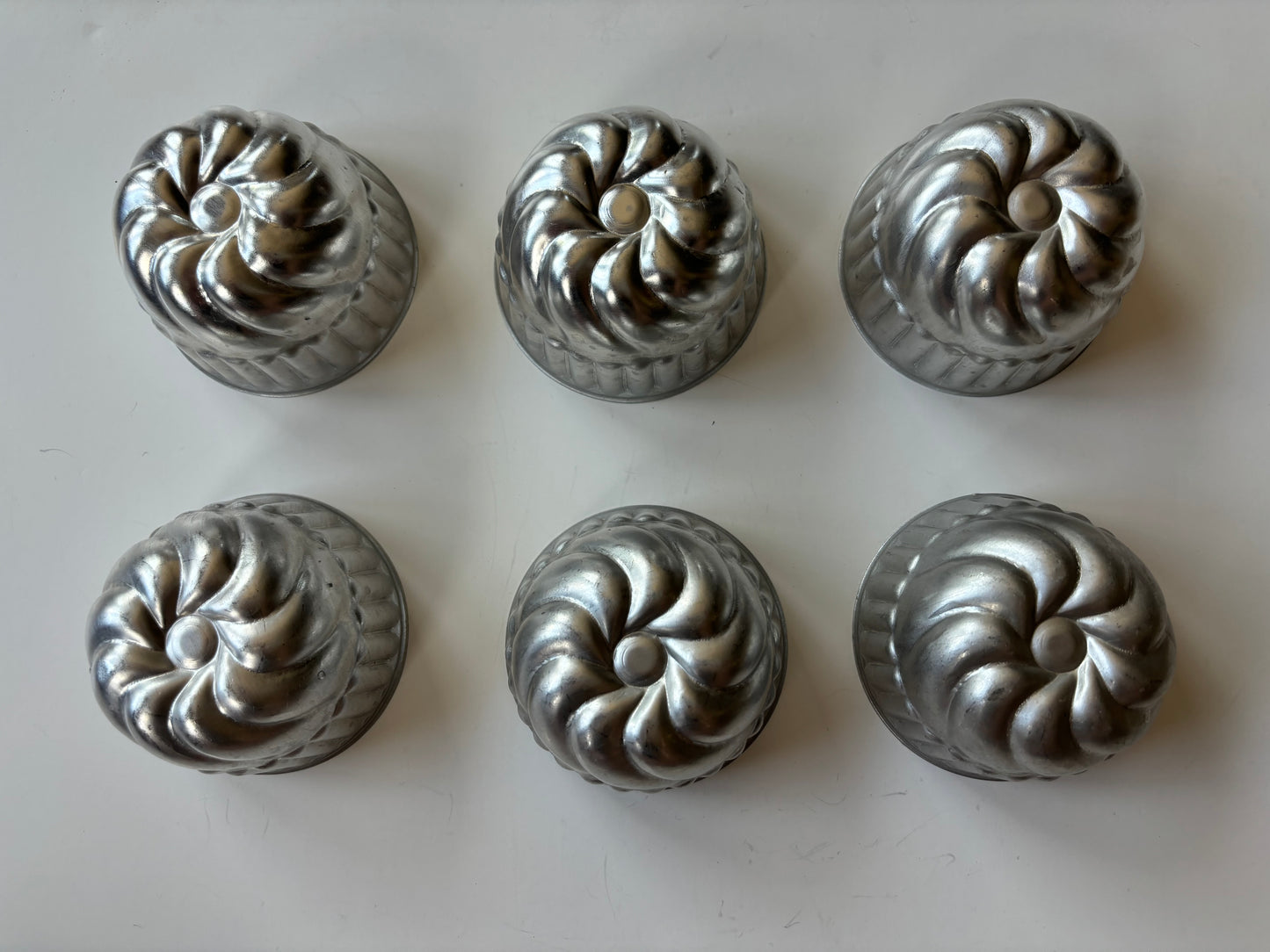 Vintage Miniature Bundt Cake Tins (Set of 6)