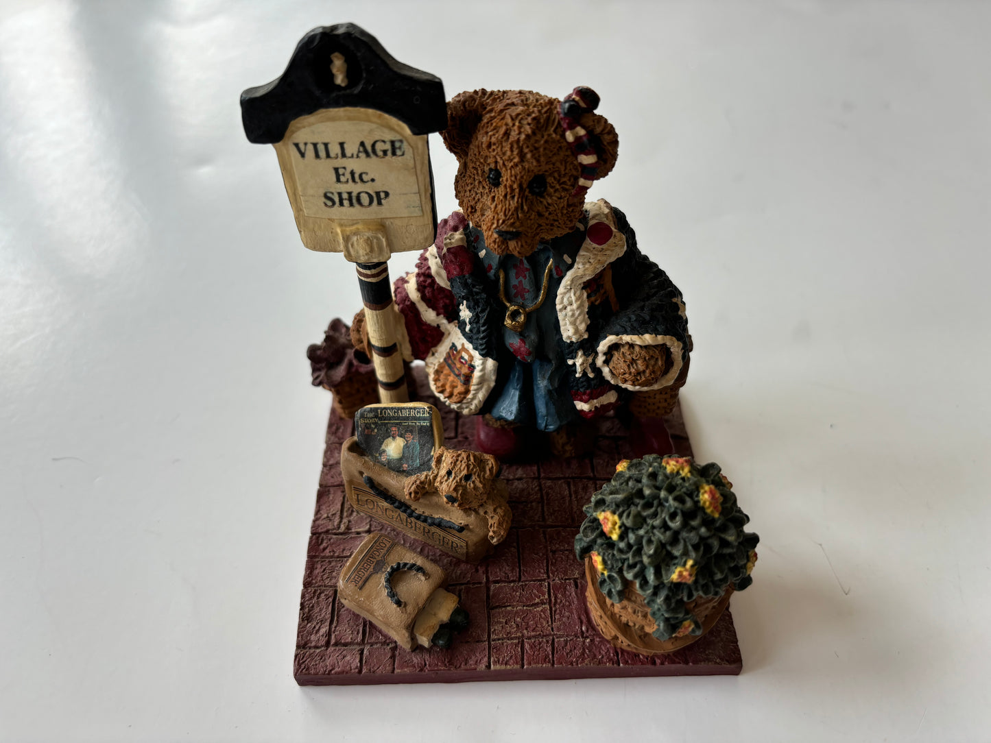 Longaberger Exclusive Edition Bethany Boyd's Bear Figurine