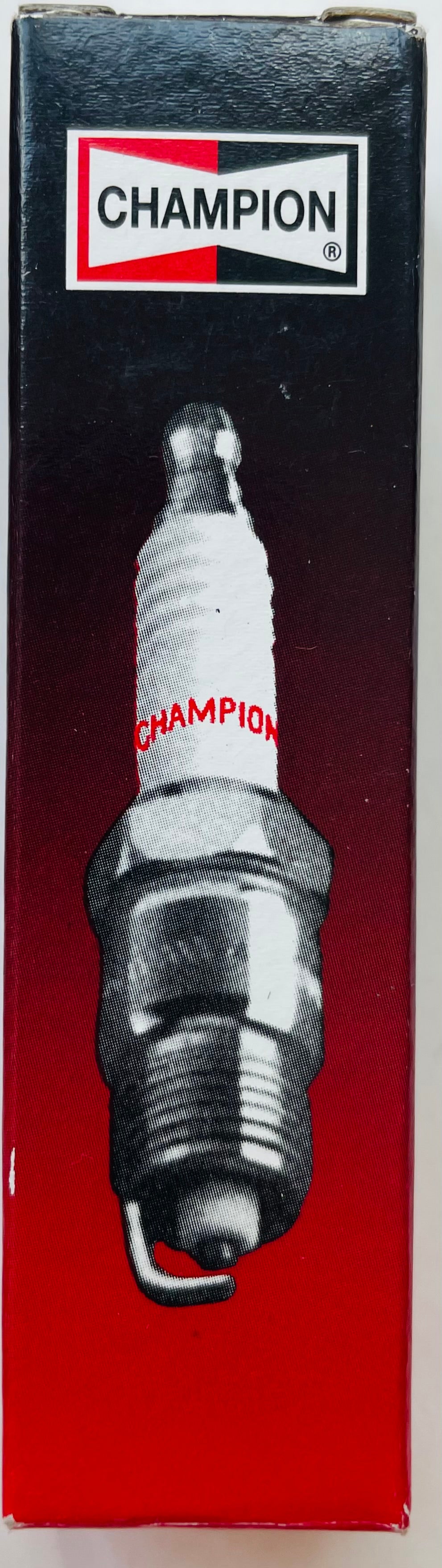 Champion 877 Spark Plug Y82