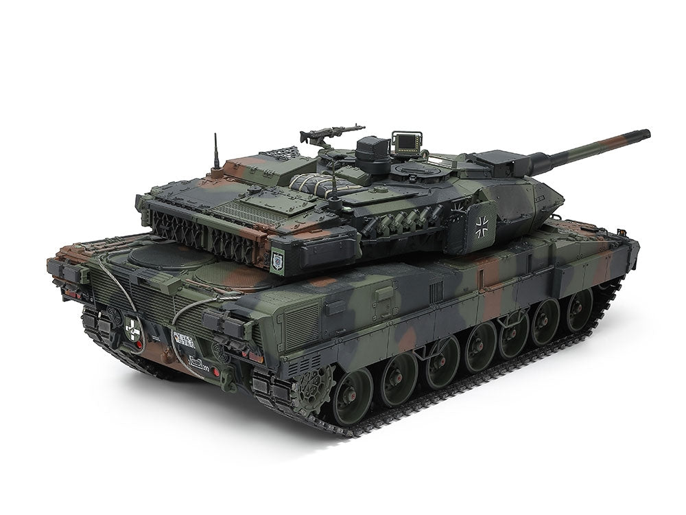 Tamiya RC 1/16 Leopard 2 A7V Full Option Tank Kit #56047