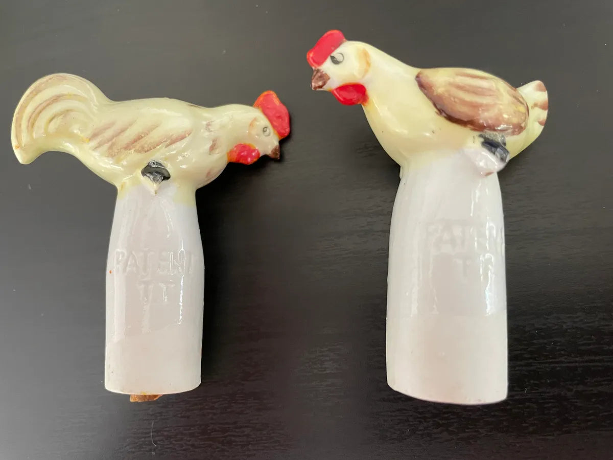 Vintage Nodding Bobbing Chickens Salt and Pepper Ceramic Base Novelty Japan