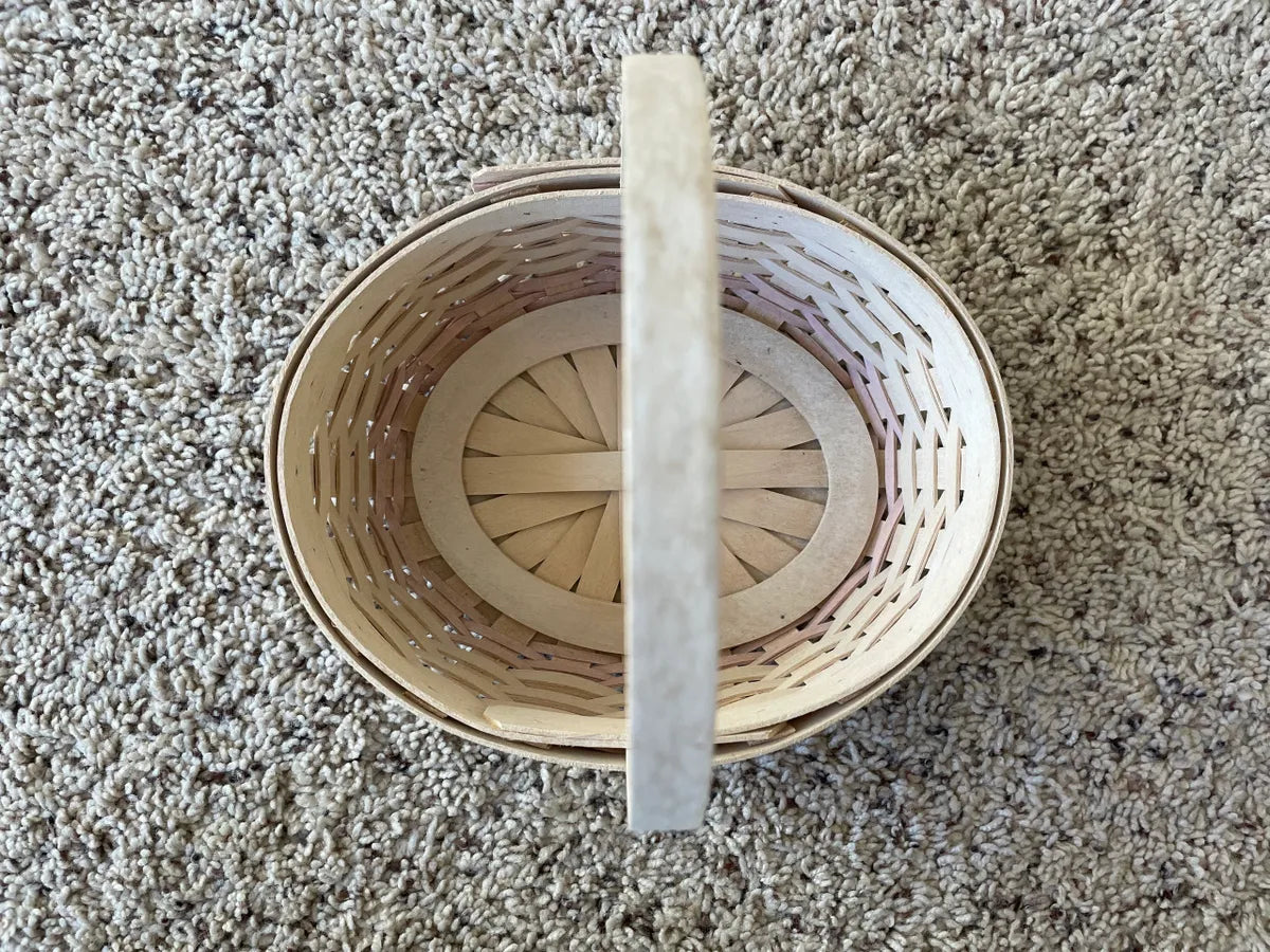 Longaberger 2002 Easter Basket w/Pink Weave