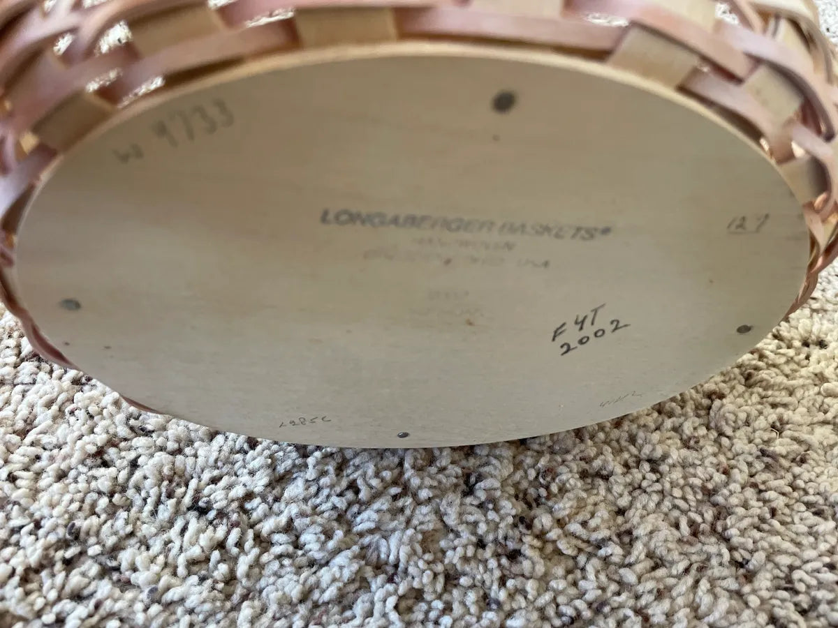 Longaberger 2002 Easter Basket w/Pink Weave